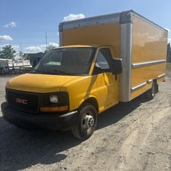 2014 GMC Savanna 3500 Box Truck 