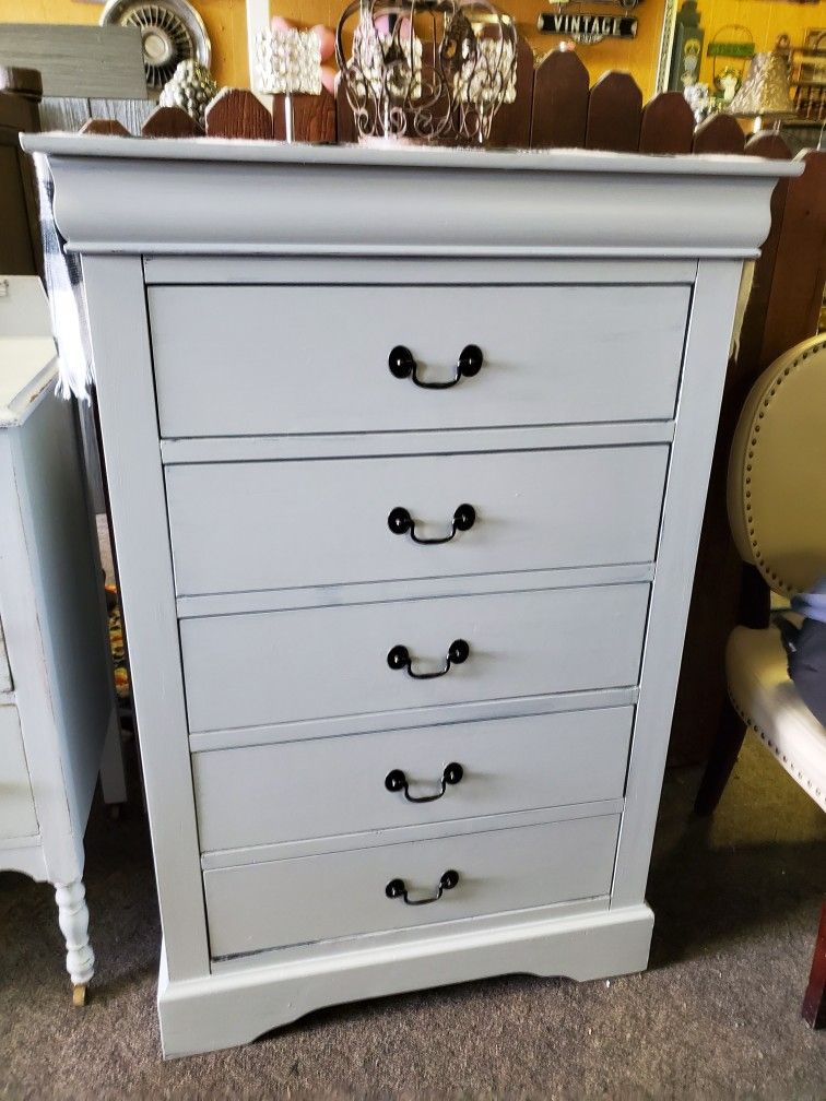 Solid Wood Farmhouse Dresser Works Perfectly 