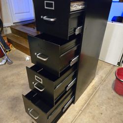 4  Drawer File Cabinet 