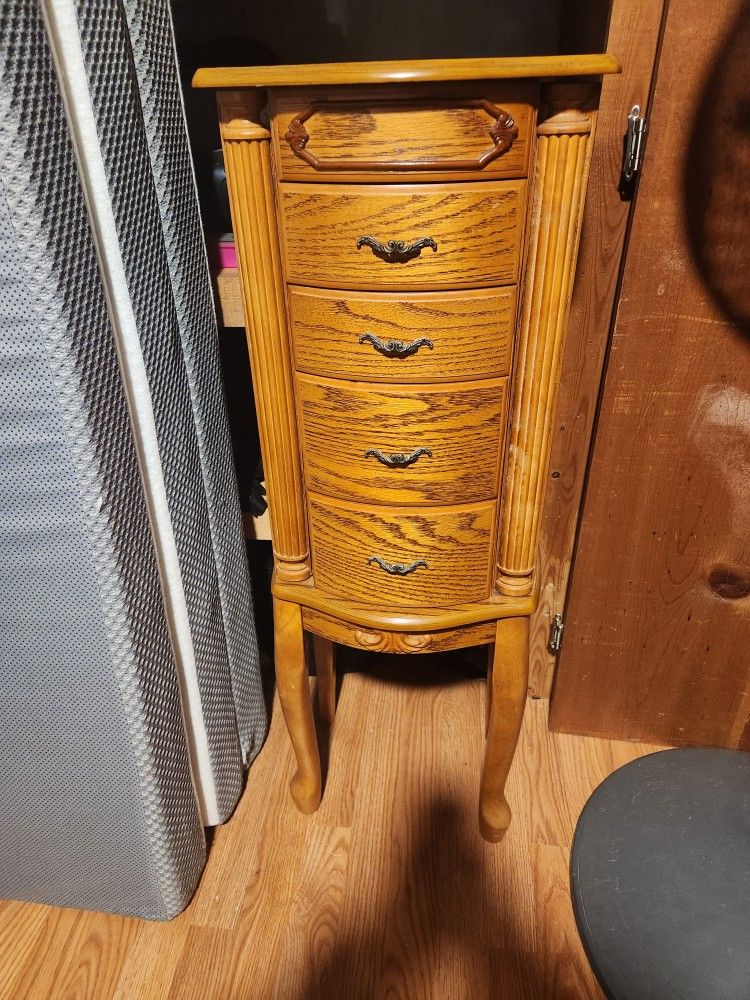 Standing Jewelry Chest