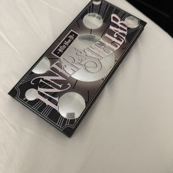 Kat Von D Limited Edition Innerstellar Eye Shadow Palette
