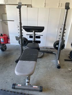 Squat rack - preacher curl