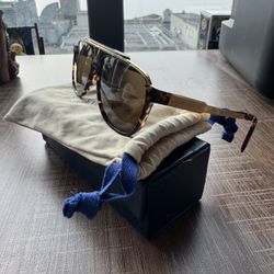 Louis Vuitton Sun Glasses