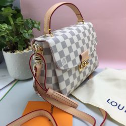 Louis Vuitton shoulder bag beige checkerboard cowhide leather