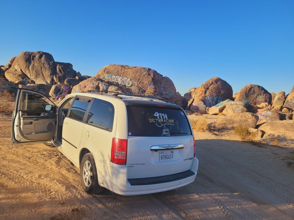 2010 Chrysler Town & Country