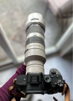 Sony 70-200 II lens