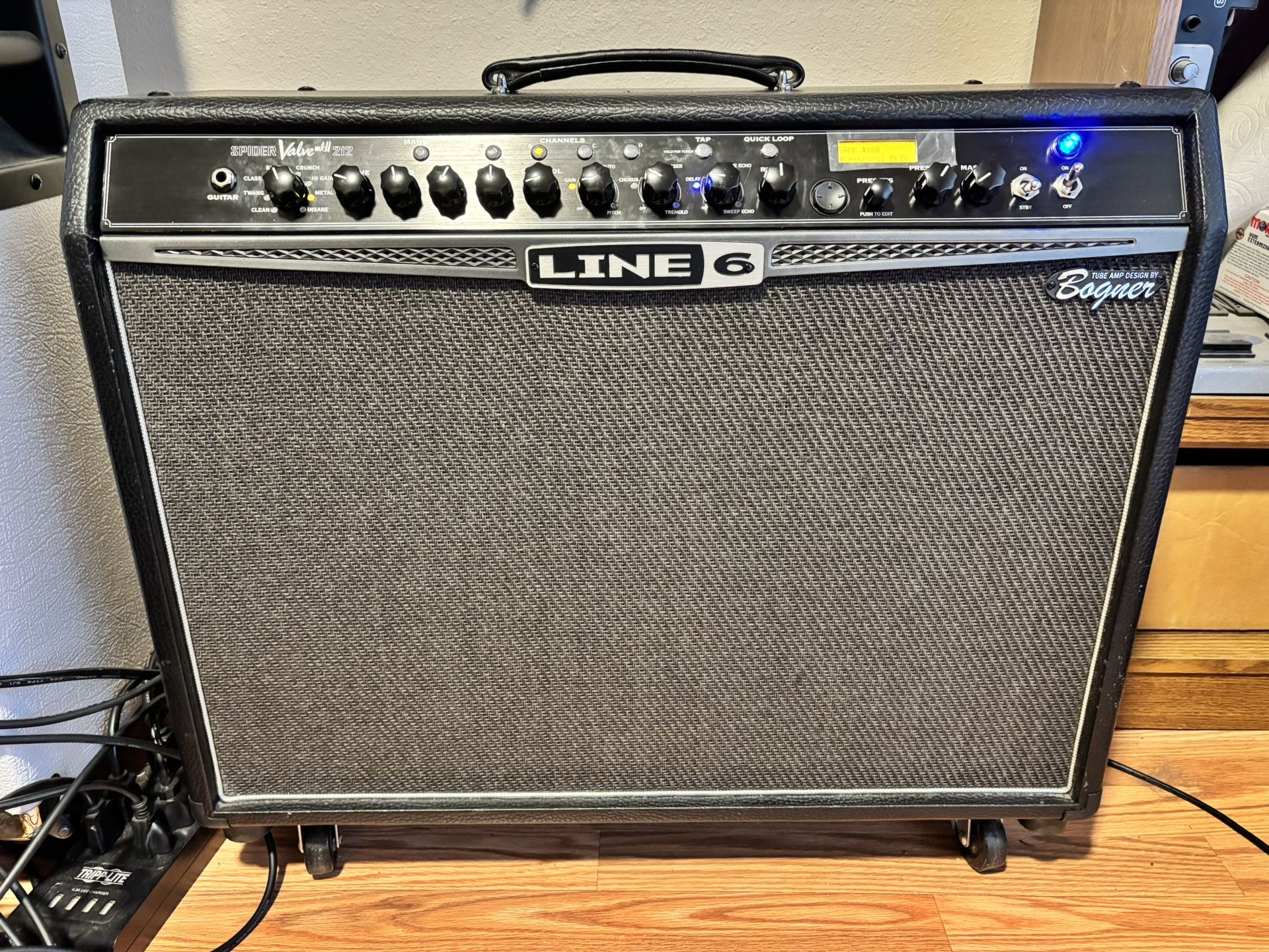 Line 6 Spider Valve MkII Bogner 212 Modeling Amp