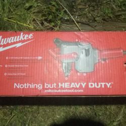 Milwaukee Hole Hawg 1675-6