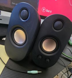 Desk speakers