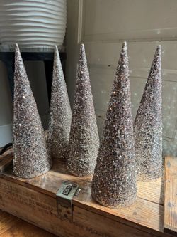 Shimmer and Shine Sequin Cone Tabletop Decor Set.