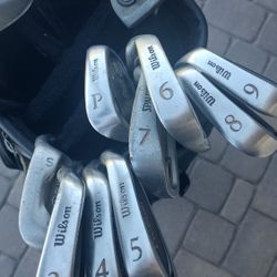 Complete Set Of Men's Golf Clubs 