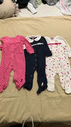 NWT Juicy Couture Baby Girl Footed Sleeper Set of 3