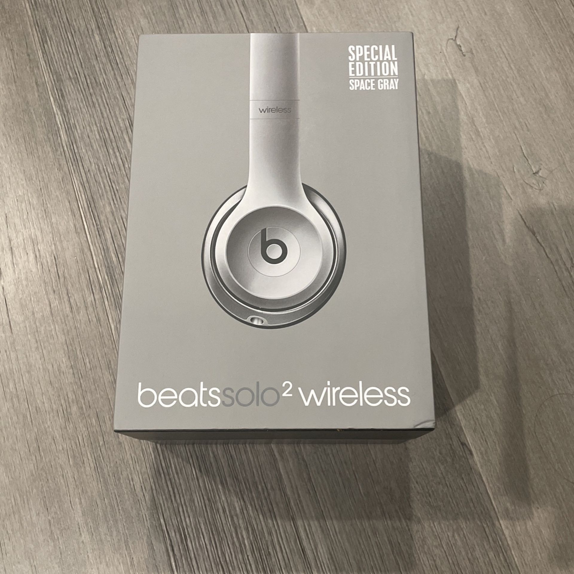 Beats Solo2 wireless SPECIAL EDITION Space Gray