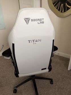 Secretlab TITAN Evo — White/Black — Pickup 75036