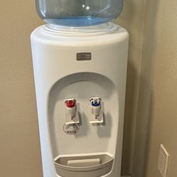 Water Dispenser