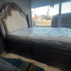 Queen Size Bedroom Furniture Set 