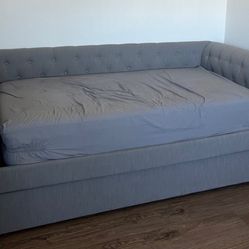 Twin Size Day Bed 