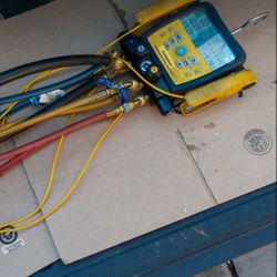 FIELDPIECE SM480V WIRELESS 4-PORT DIGITAL SMAN REFRIGERANT MANIFOLD+MICRON GAUGE