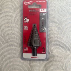 Milwaukee 1/4 in. - 1-3/8 in. #5 Black Oxide Step Drill Bit (10-Steps)