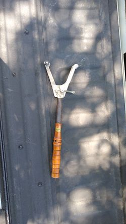 Vintage Western skeet clay pigeon thrower