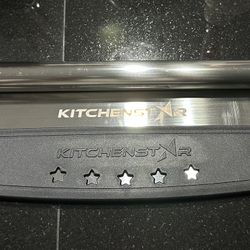 KitchenStar 16” Pizza Cutter