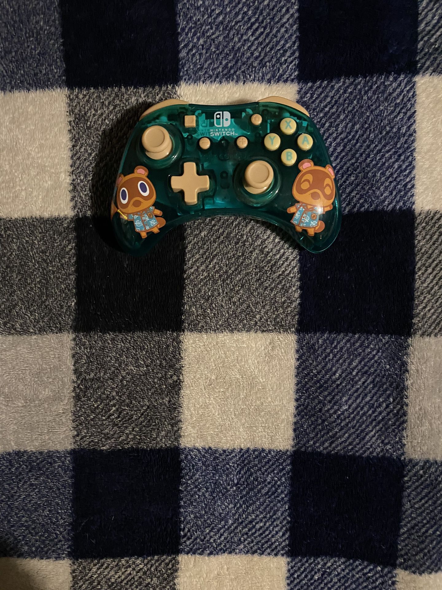 Nintendo Switch Animal Crossing Wired Pro Controller