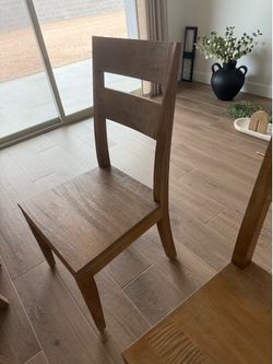 Beautiful Crate & Barrel dining chairs (5 total)