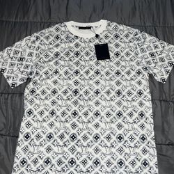 LV Size Large Brand New Jordan 