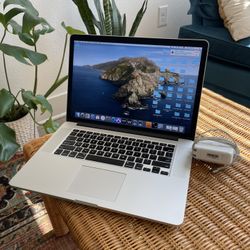 Mac Book Pro 16GB - Quad Core