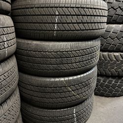 Vendo 275/50/R22 Bridgestone Las 4 Llantas Por $175