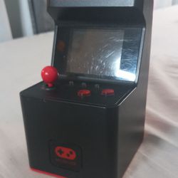 Portable Mini Arcade (300 Games In 1)