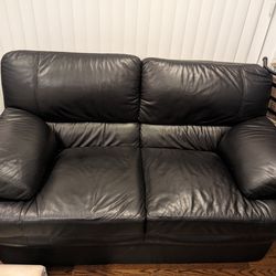 Black Leather Sofas