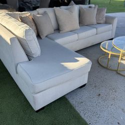 High quality Sectional Couch DELIVERY AVAILABLE 🚚