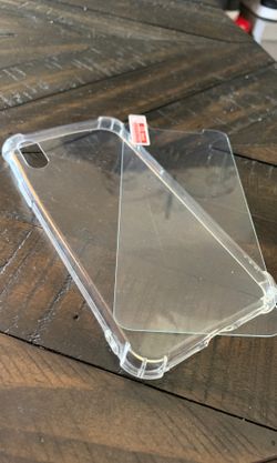 iPhone X or XS case and tempered glass