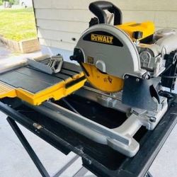 DEWALT D24000 