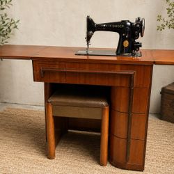 Singer Sewing Machine With Art Deco Cabinet 