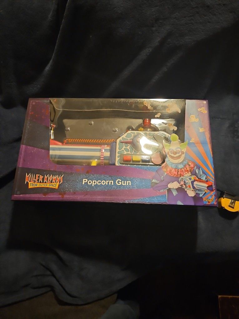 Killer Klowns From Outer Space Popcorn Gun