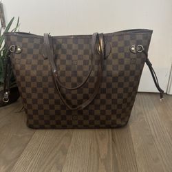 Louis Vuitton Neverfull MM