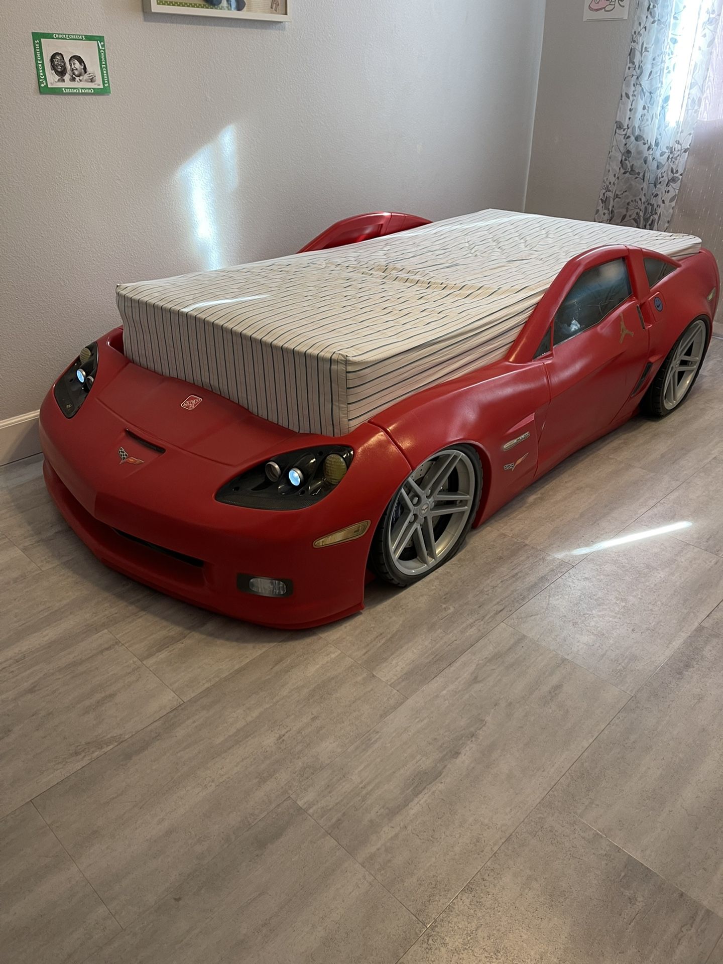 Step 2 twin corvette bed set