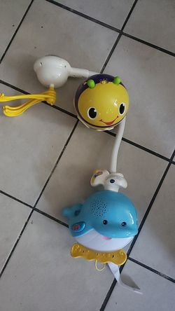 Baby crib toys