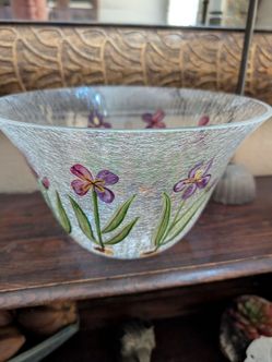 Fifth Avenue Hand-Painted Iris Crackle Glass Bowl