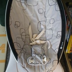 4 Moms Baby Swings 