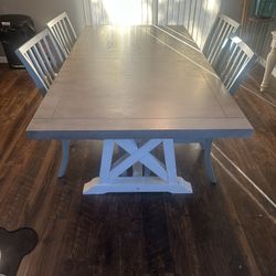 Farmhouse Dining Table And Chairs 