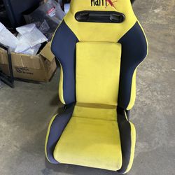 Universal Racing Seat