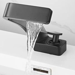 Pilas de agua para lavamanos