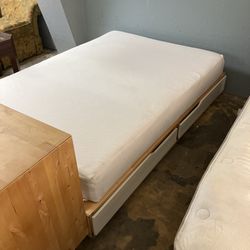 Full Mattress Bed Set With Dresser