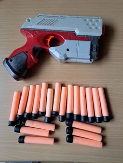 Nerf N-Strike Blaster with Foam Darts
