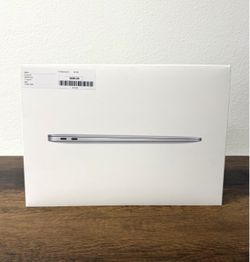 13" MacBook Air M1 8 Core*256GB SSD*8GB RAM