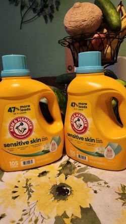 Detergent liquid Arm &Hammer...$10 each (cada bote)