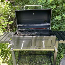 Large Charcoal BBQ Grill 